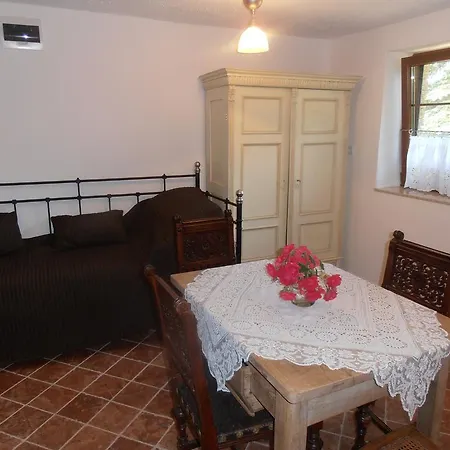 Apartmán Hegyestu Monoszlo