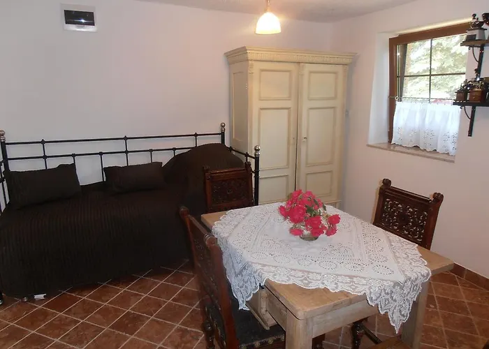 Apartment Hegyestu Monoszlo