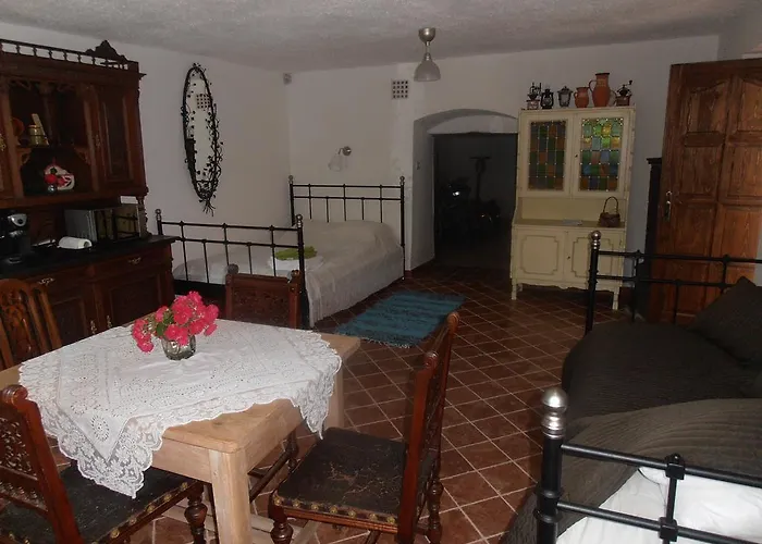 赫格耶斯图公寓 Monoszlo